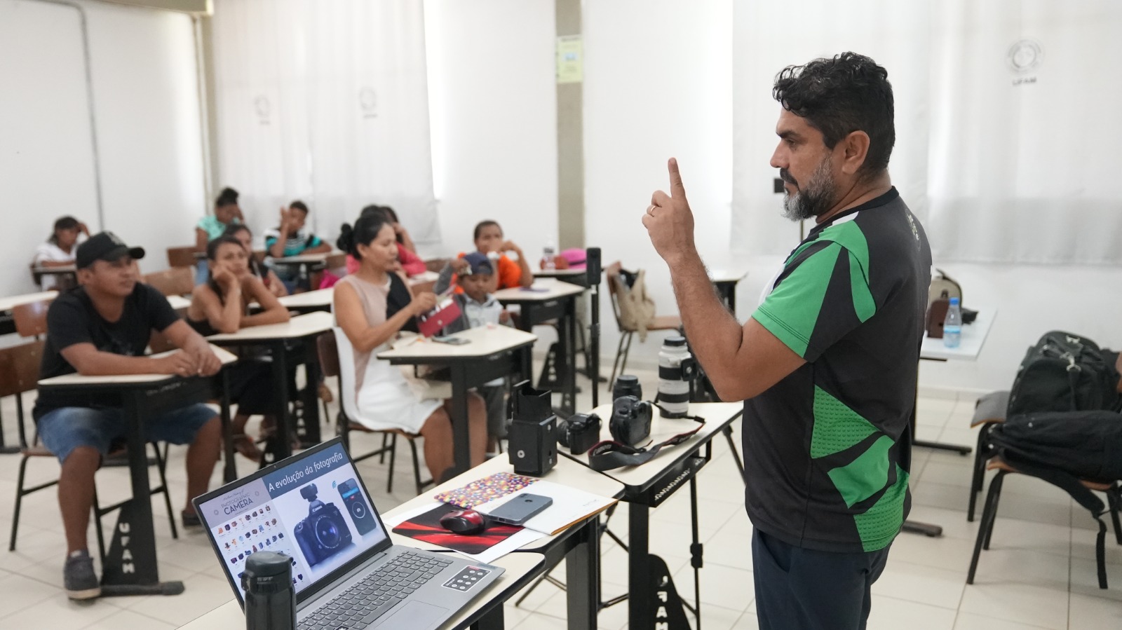 Projeto social fortalece trabalho em comunidade ribeirinha