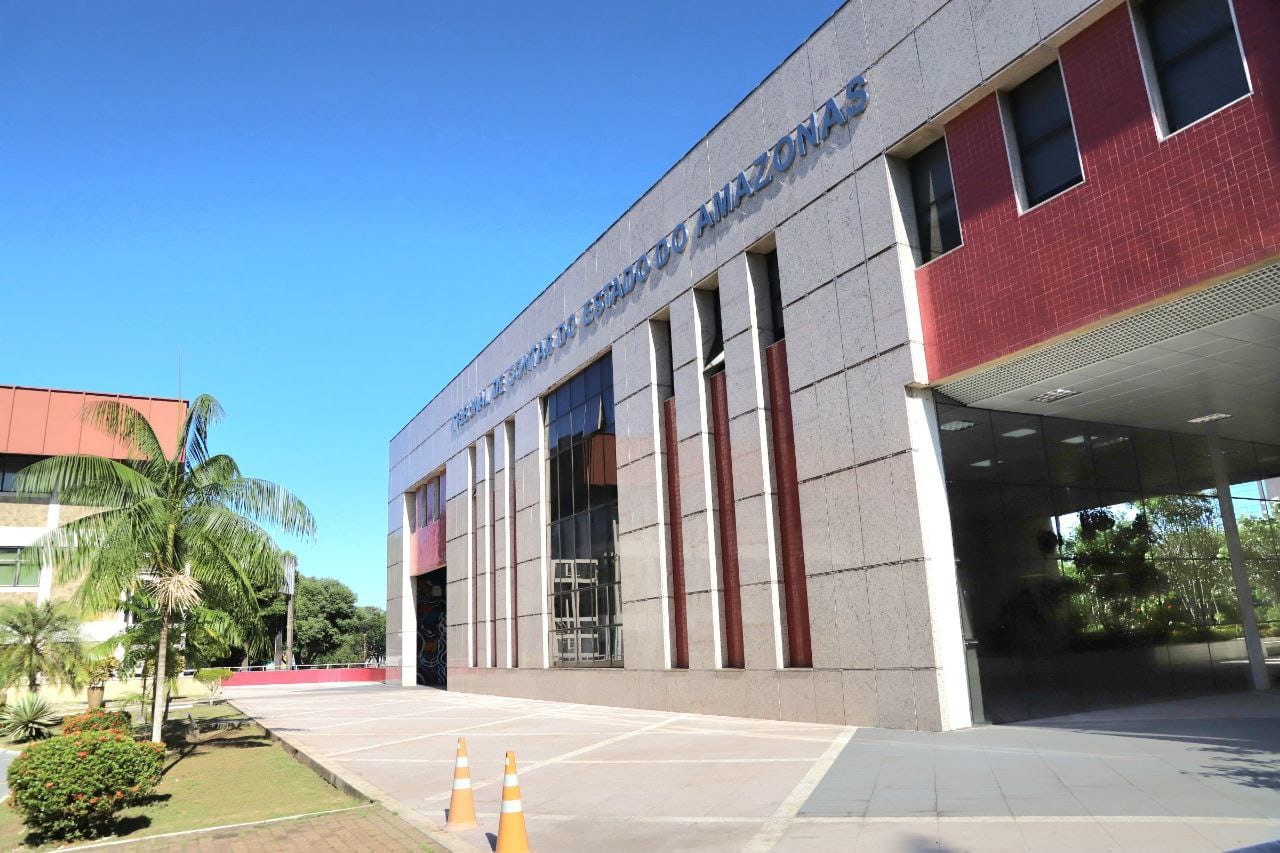 TCE-AM adverte seis prefeituras do AM sobre gastos excessivos com pessoal
