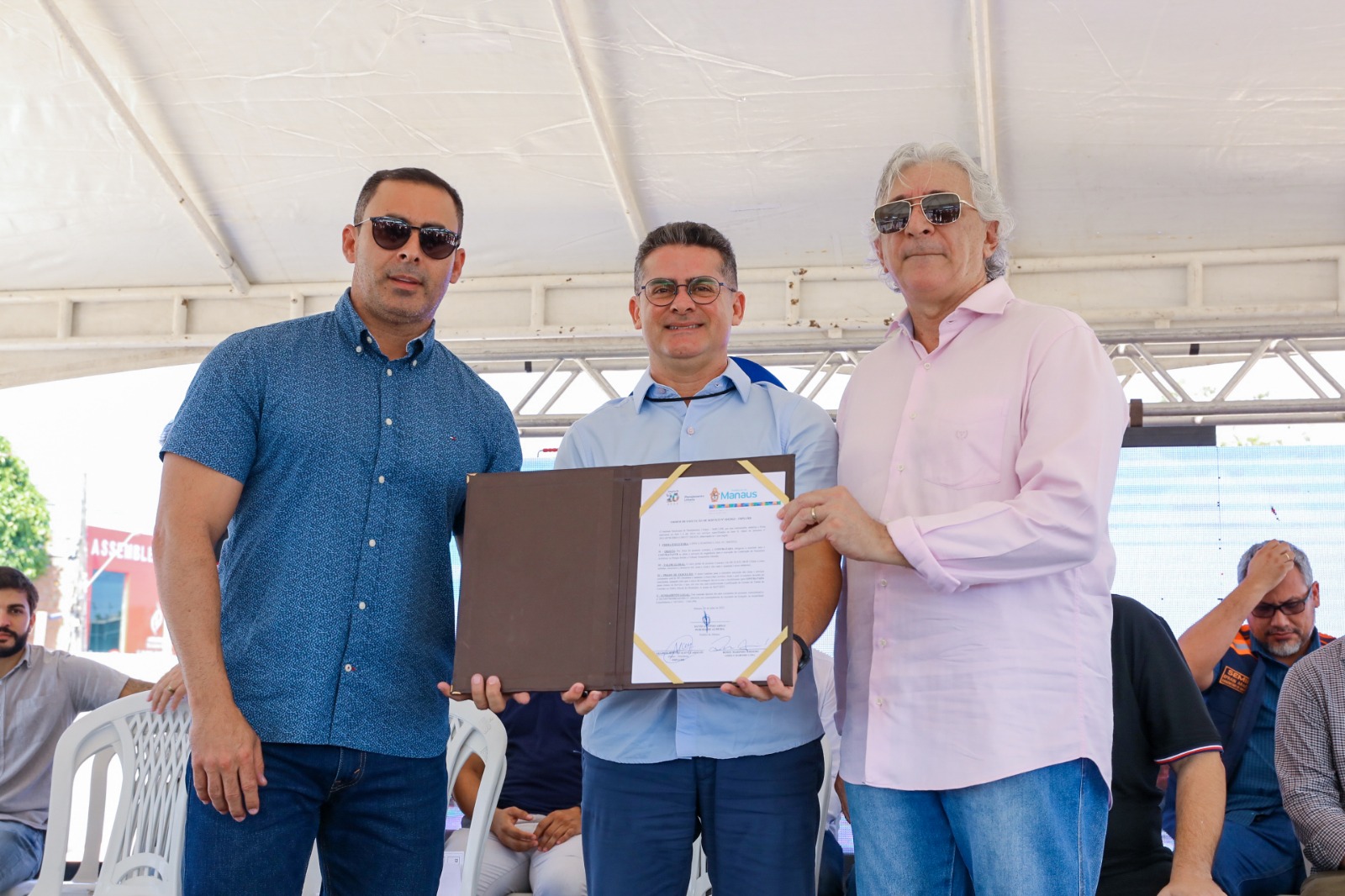 Prefeito de Manaus assina ordem de serviço para construção de parque temático