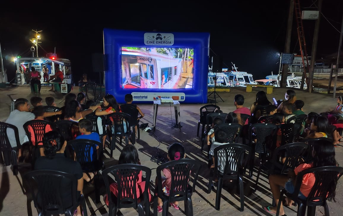 Project brings movies to riverside communities in Pará