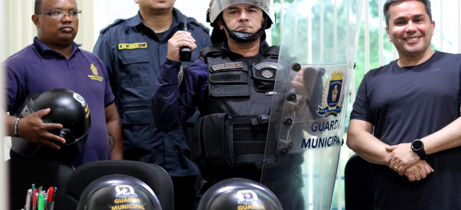 Guarda Municipal de Manaus recebe itens operacionais doados pela PF