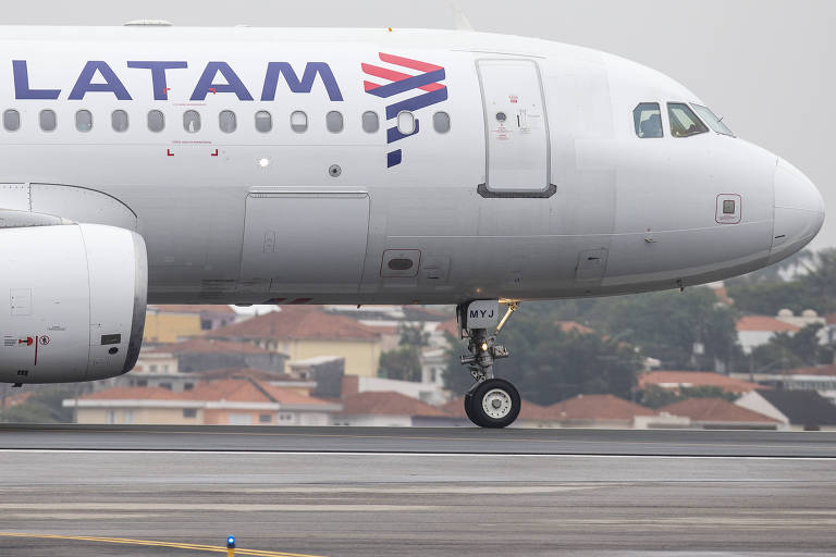 Piloto tem mal-estar em voo e morre após pouso de emergência