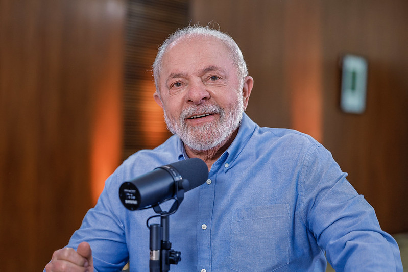 R$ 1.421: Governo Lula prevê aumento do salário mínimo em 2024