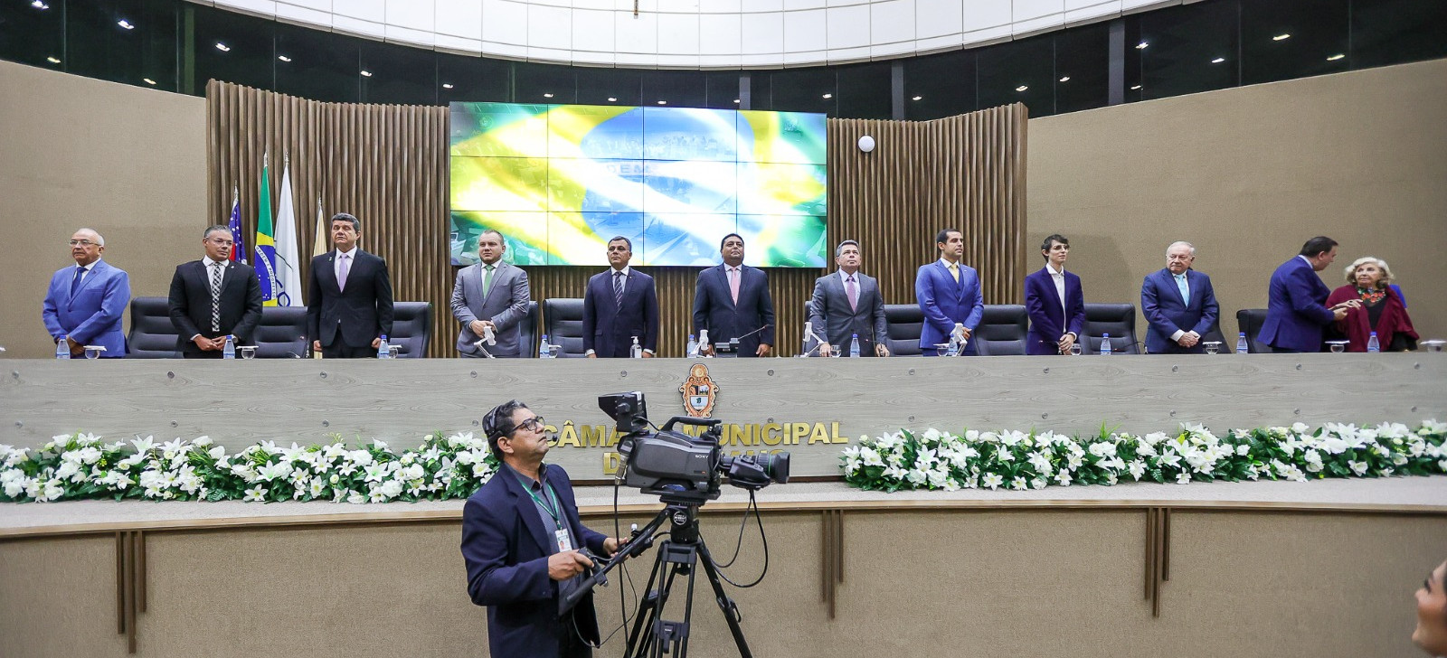 Conselheiro do TCE-AM participa de homenagem a procurador e defensor Câmara Municipal