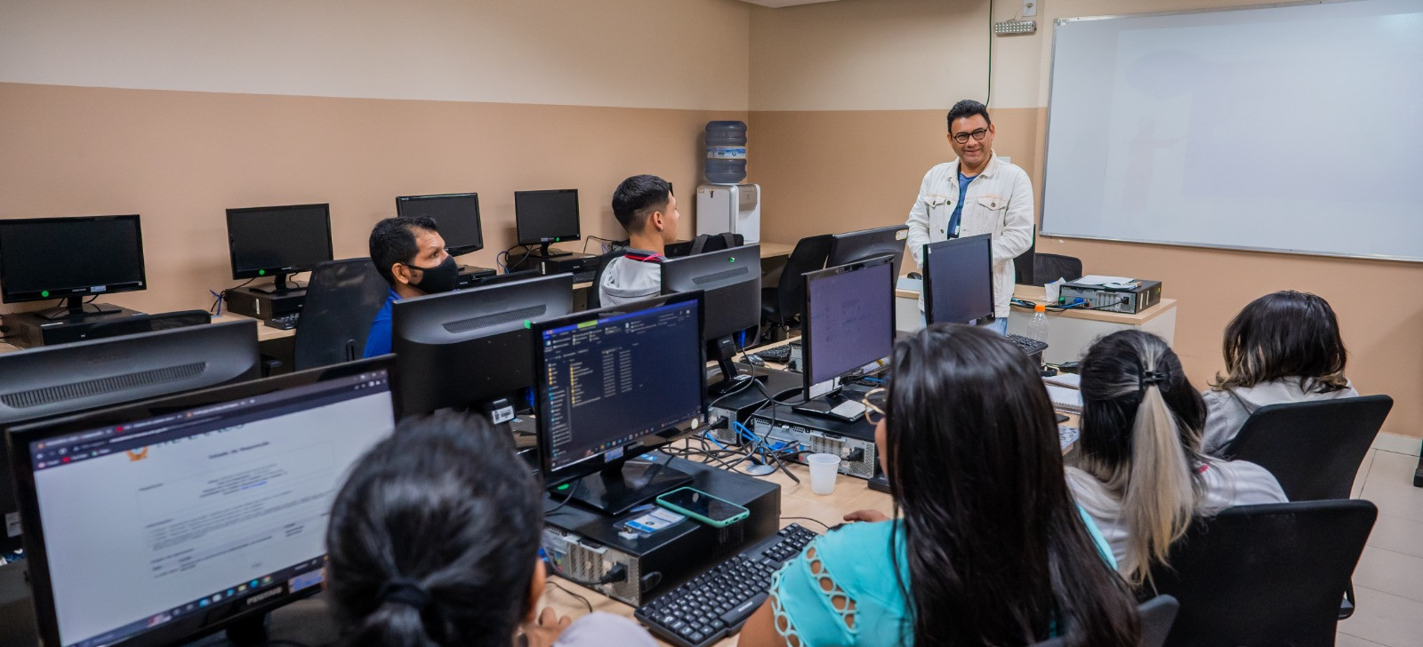 Câmara de Manaus abre inscrições para cursos presenciais em parceria com o Cetam