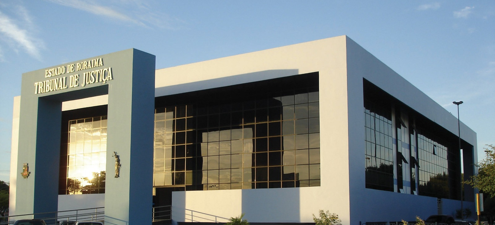 Advogado pede penhora de casa de secretário do governador de RR