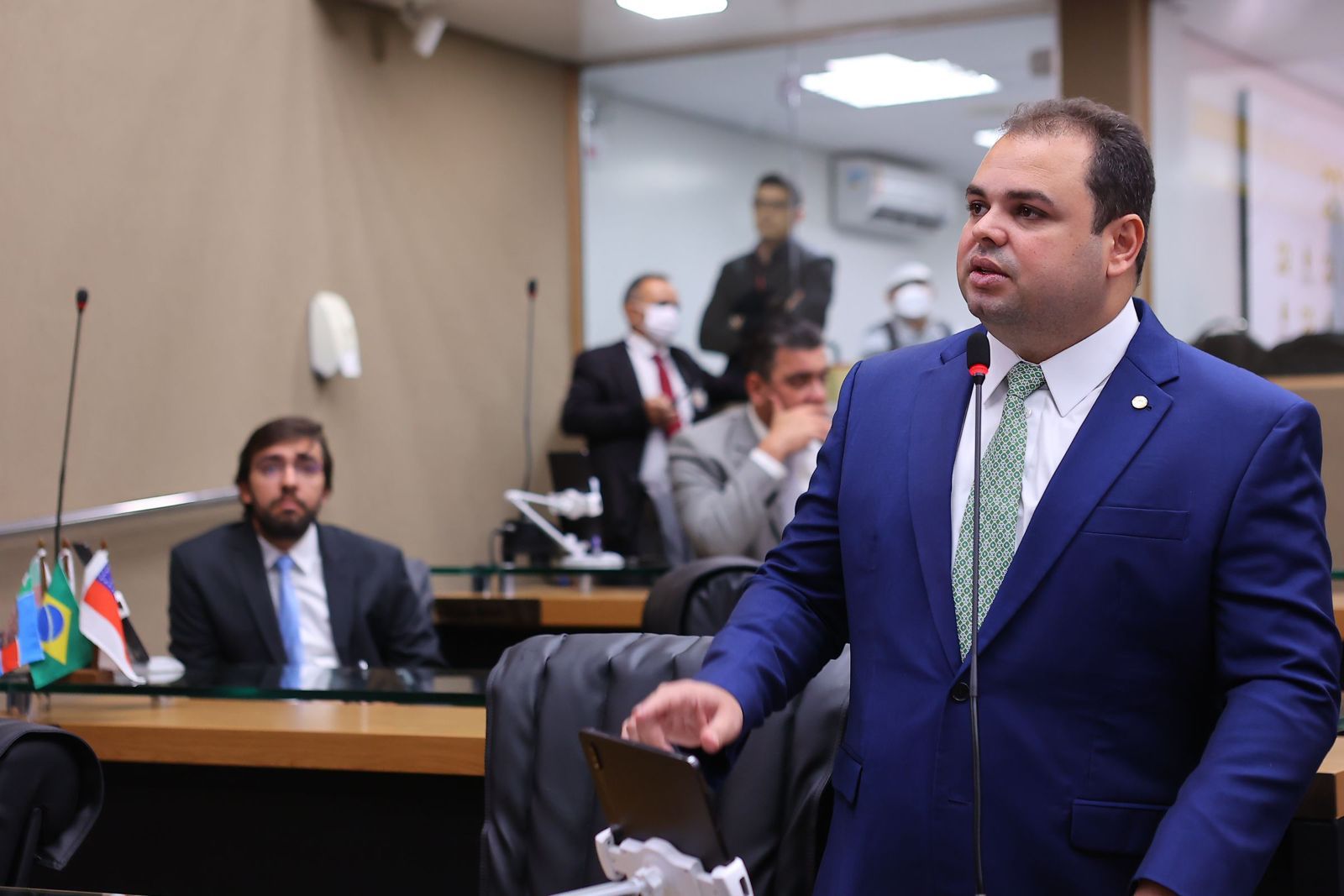 Dia da Gestante: PLs de presidente da Aleam estabelecem atenção e segurança à parturiente