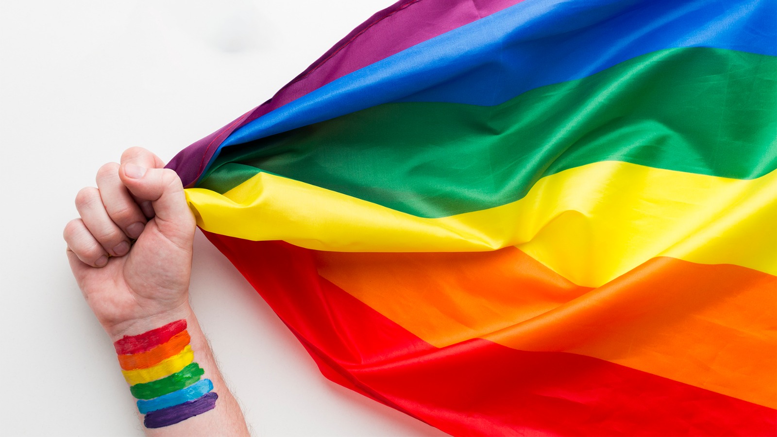 STF equipara ofensas contra pessoas LGBTQIAPN+ a crime de injúria racial