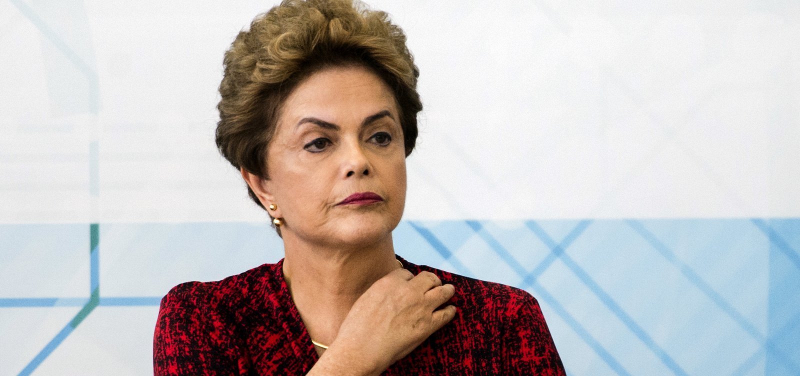 Maioria dos ministros do STF vota por manter direitos políticos de Dilma Rousseff