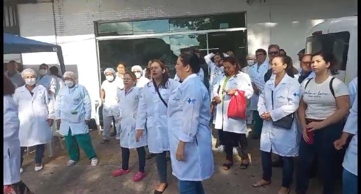 Enfermeiros de Belém protestam por atraso no pagamento do piso salarial