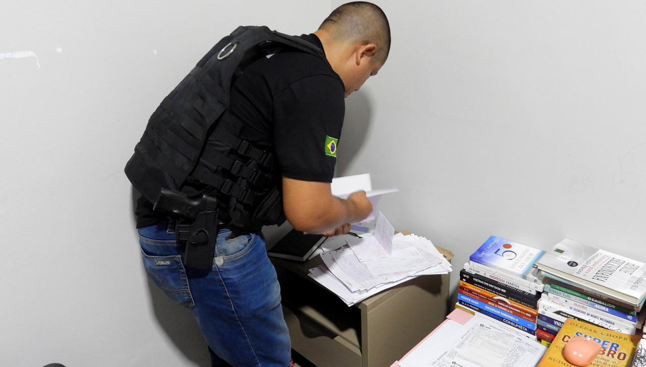 Operação investiga desvio de R$ 5 milhões em agência bancária no interior de Roraima