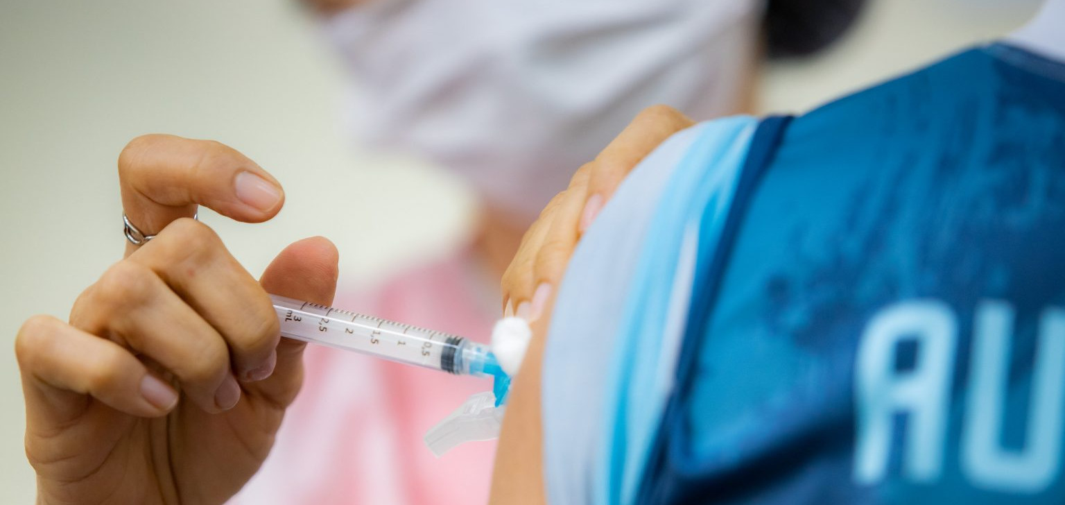 Vacina contra hepatite B é o primeiro imunizante a prevenir um tipo de câncer