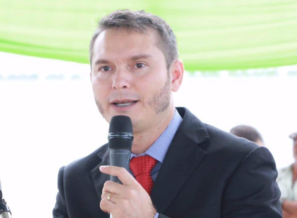 Prefeito de cidade no interior de Roraima é cassado por compra de votos