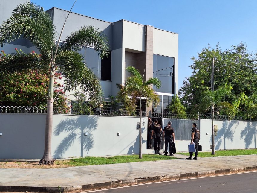 Operação Hipóxia cumpriu mandado contra marido de secretária de Saúde de Roraima