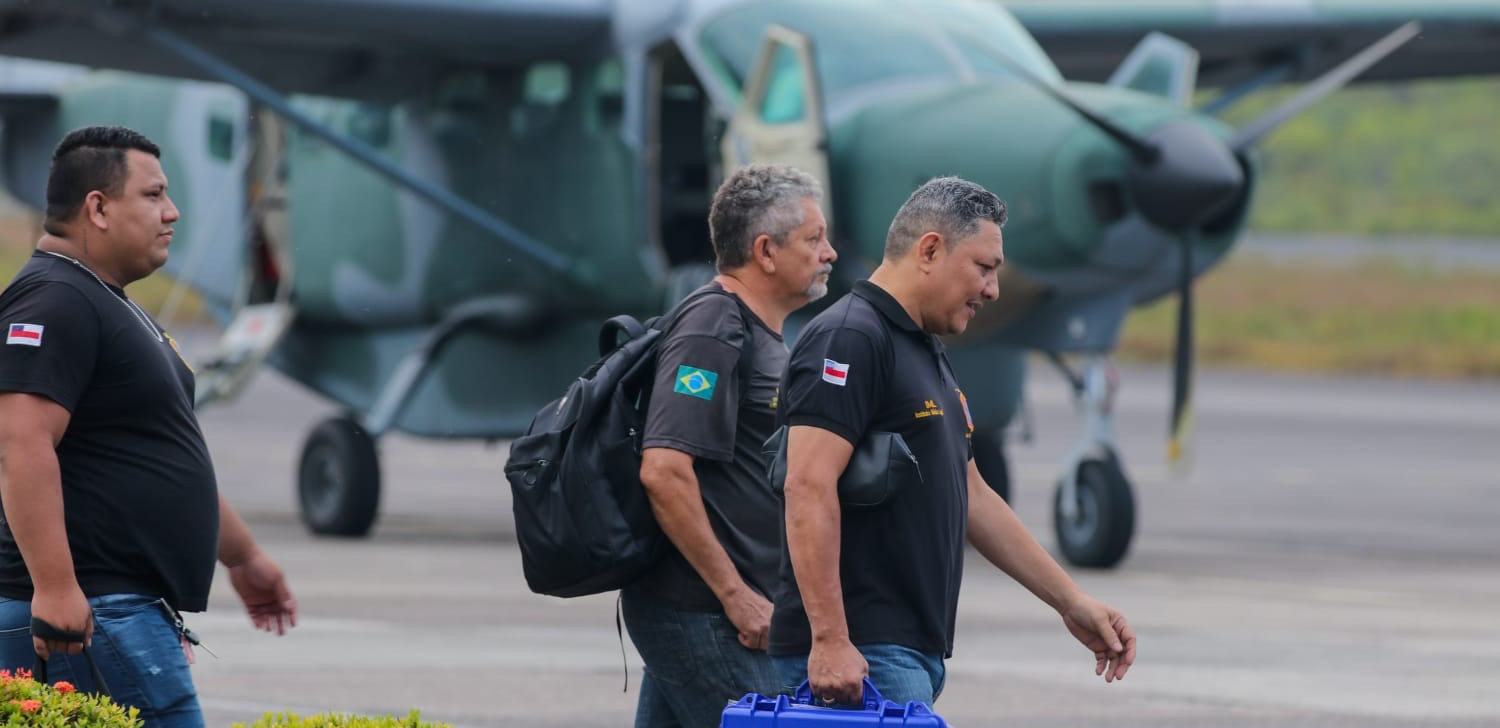 Governo do AM mobiliza equipes para resgatar corpos de vítimas do acidente aéreo em Barcelos