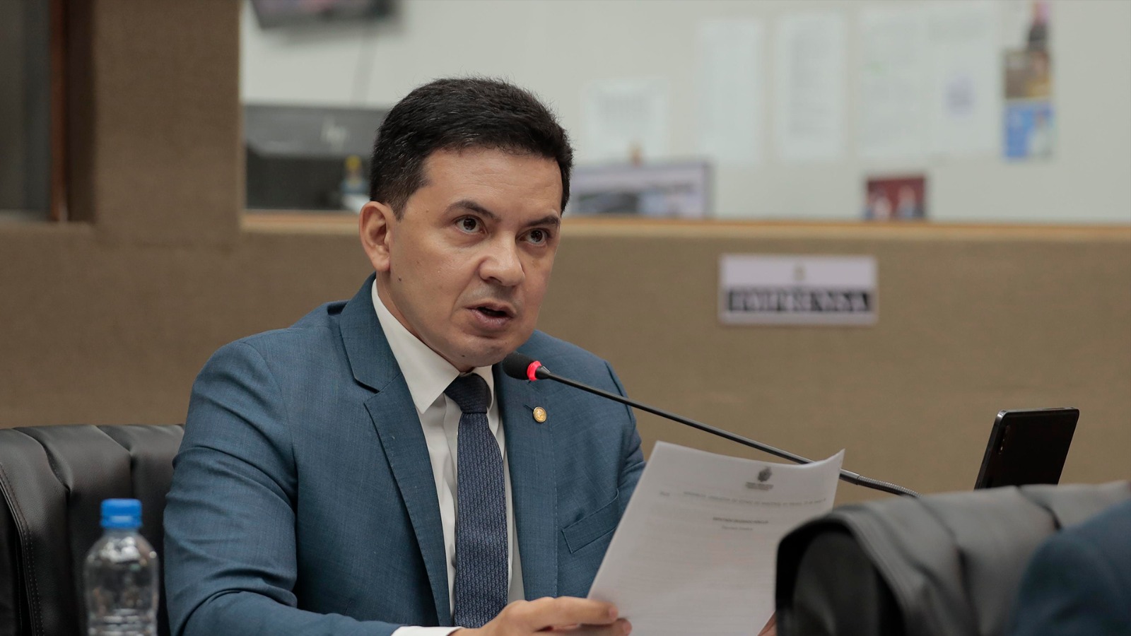 Proposta de aluguel para vítimas de desastres vira lei no Amazonas; PL é de Delegado Péricles