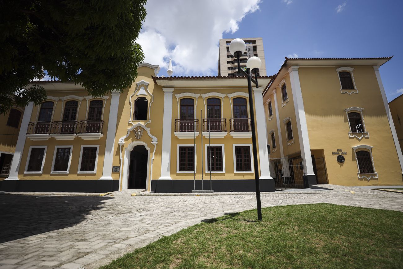 Festival oferta oficinas gratuitas de flauta, piano e clarinete em Belém
