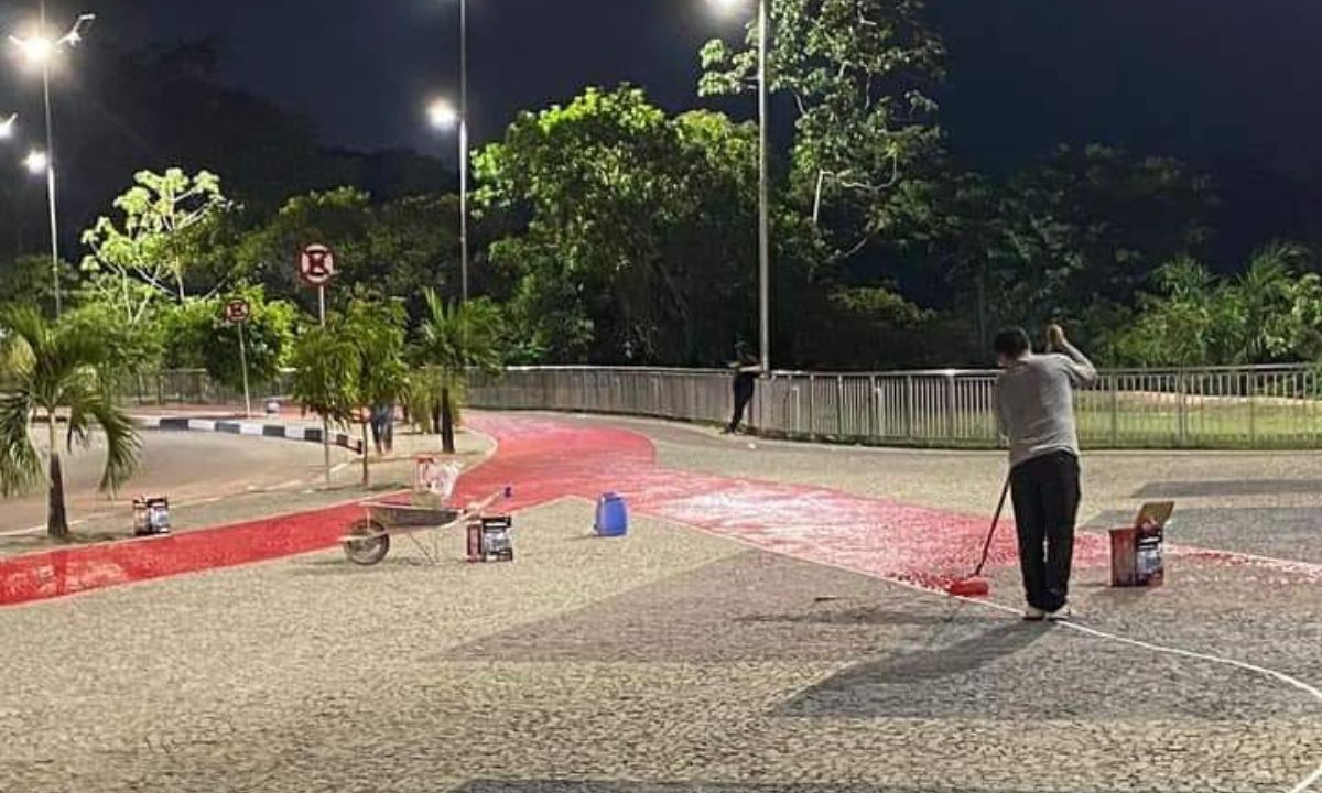 Prefeitura de Manaus vai remover pintura em pedras portuguesas de calçadão da Ponta Negra