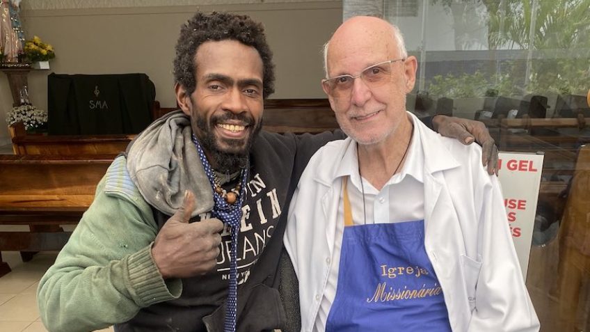 Padre Lancellotti cria livros para combater ‘aporofobia’, aversão a pessoas pobres