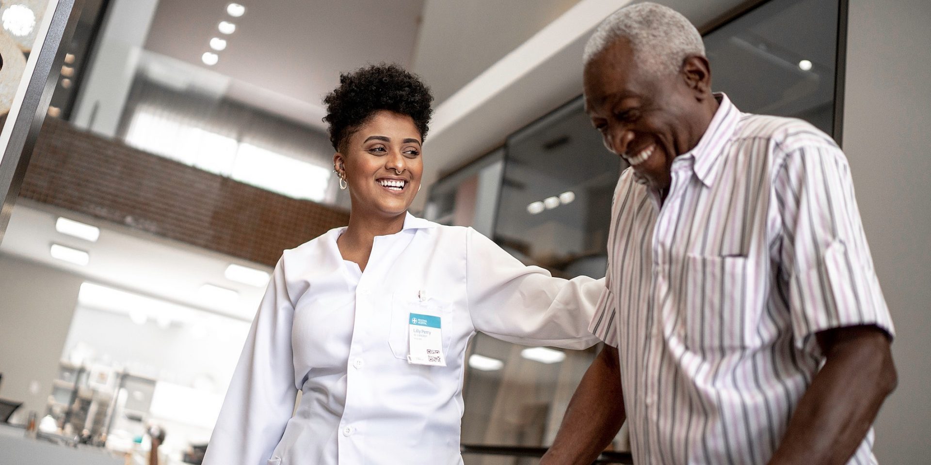 Identificação e acolhimento: por que pacientes têm buscado por médicos negros?