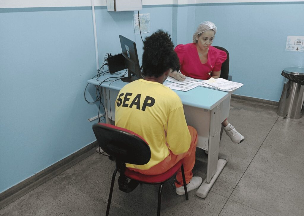 Em Manaus, pessoas LGBTQIAPN+ privadas de liberdade recebem PrEPTrans pela primeira vez