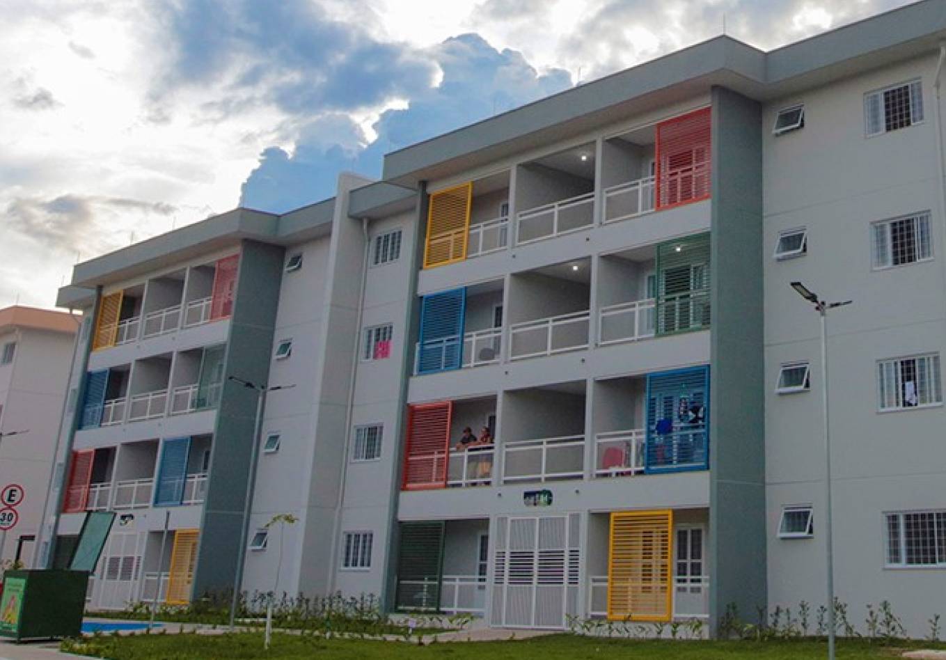 Governo do AM envia à Aleam pedido de empréstimo de R$ 220 milhões para habitação