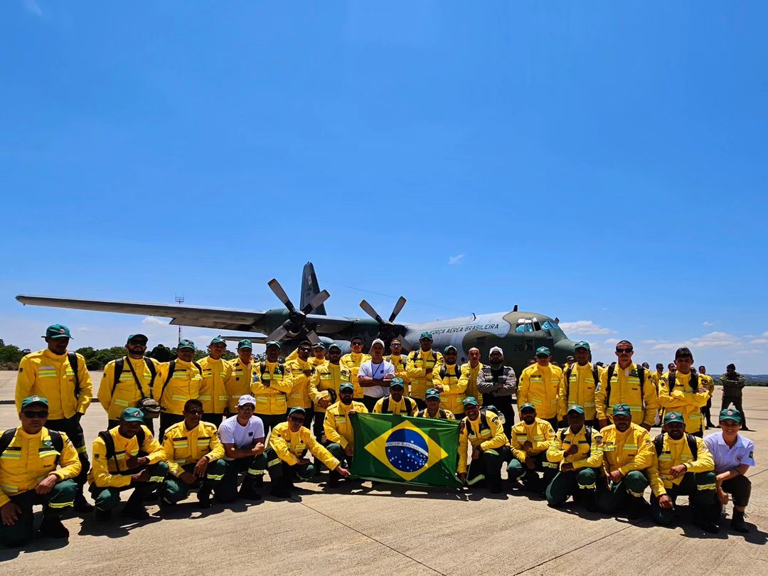 Mais 58 brigadistas chegam no AM para reforçar combate a queimadas
