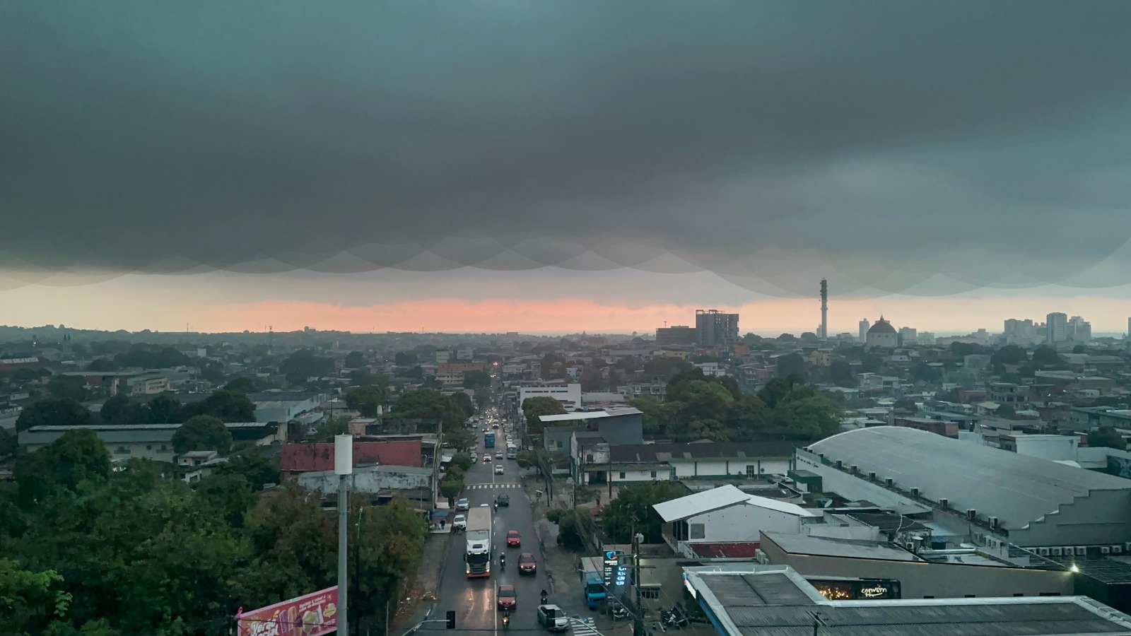 Meteorologista explica que mesmo com chuvas, nível do rio deve continuar em queda