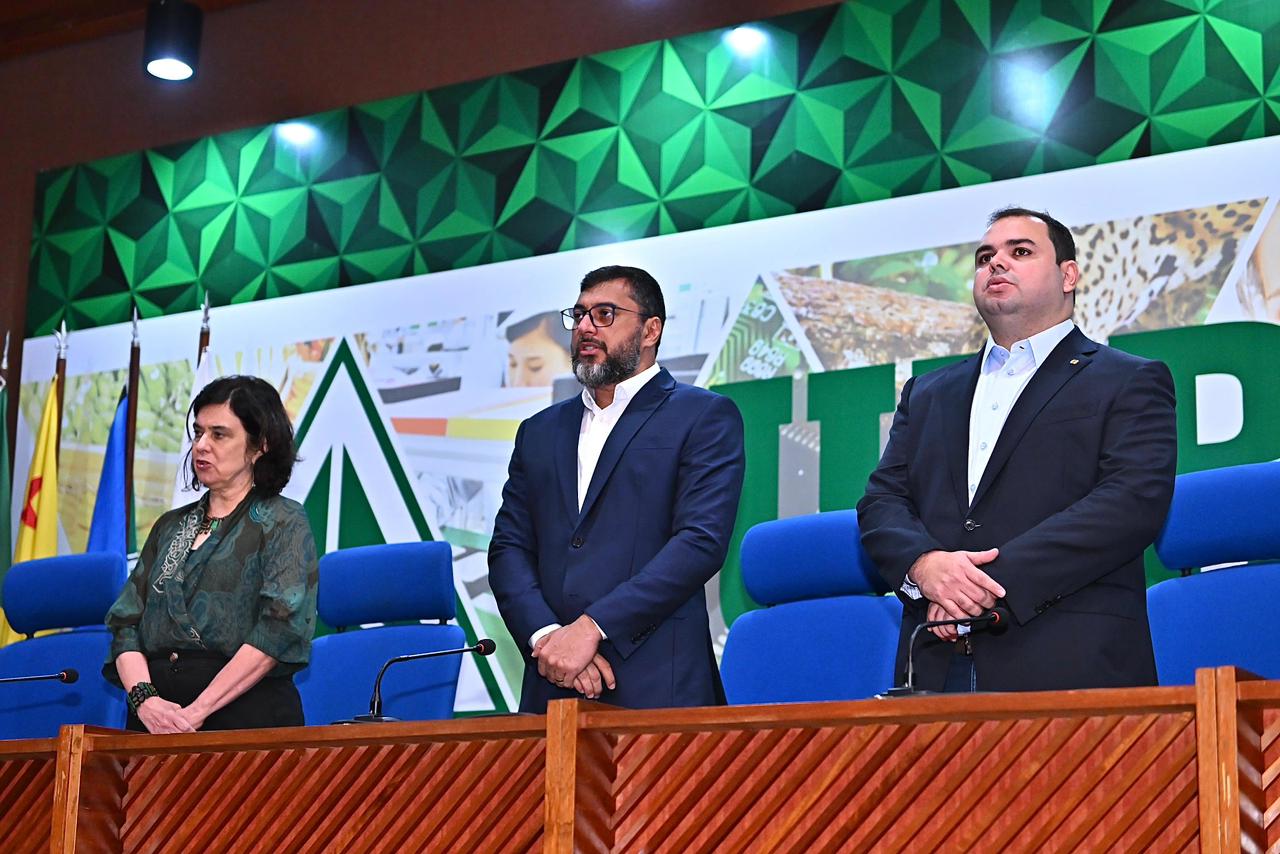 Presidente da Aleam destaca ação federal e cobra planejamento prévio para cheia e vazante no AM