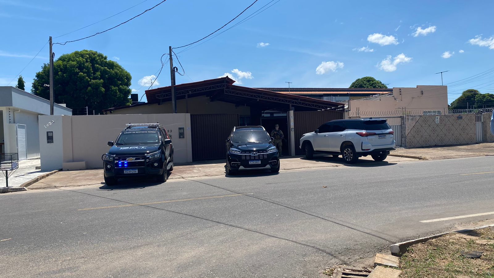 Polícia Civil de Roraima encontra armas em casa de esposa do ex-senador Telmário Mota