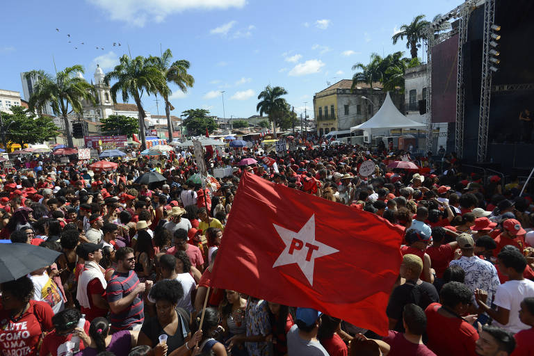 Ato do PT com Lula, no Recife Leo Caldas - 17.nov.19/FolhapressMAIS