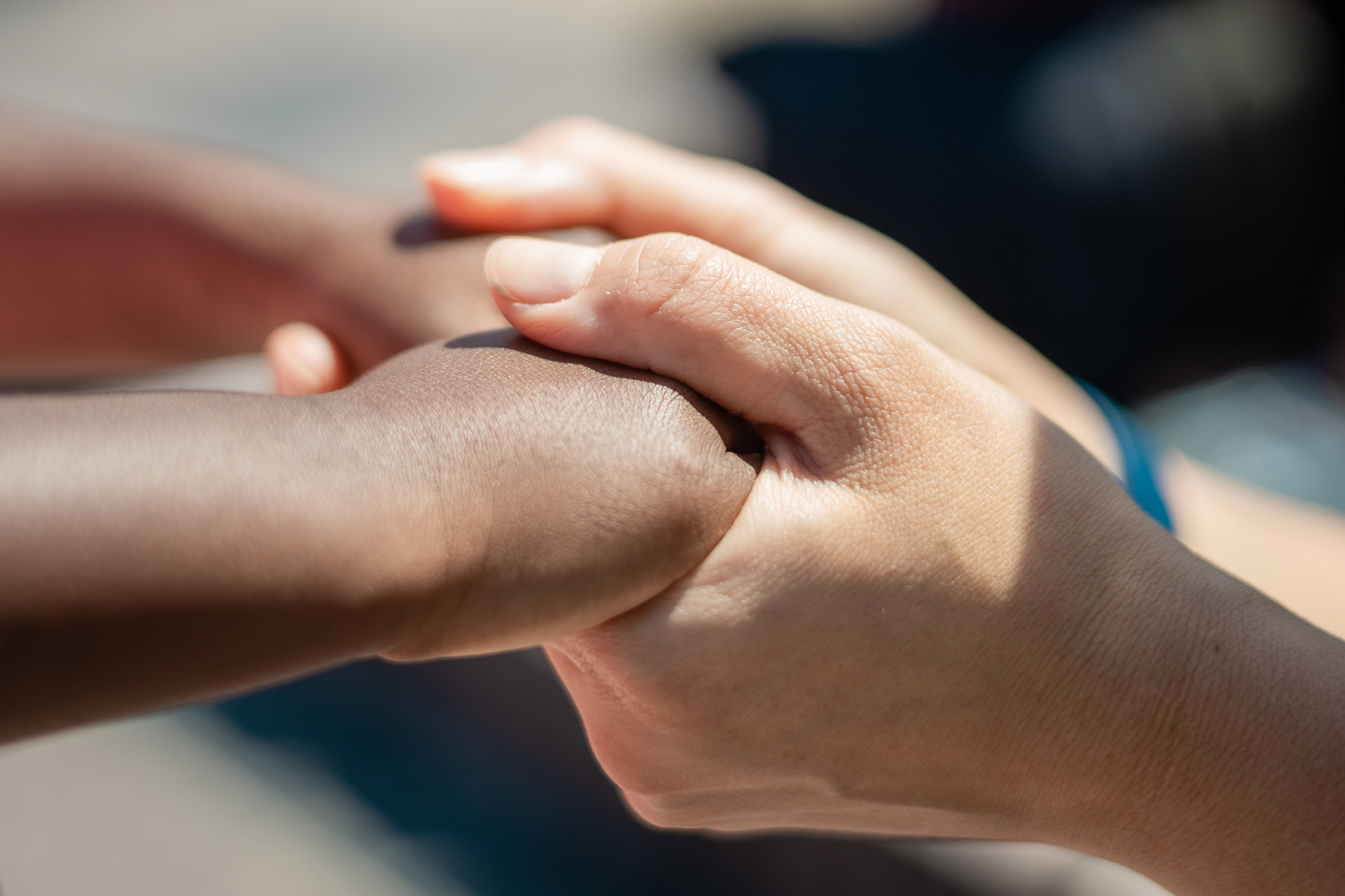 Saiba como funciona o processo para adoção de crianças e adolescentes no Brasil