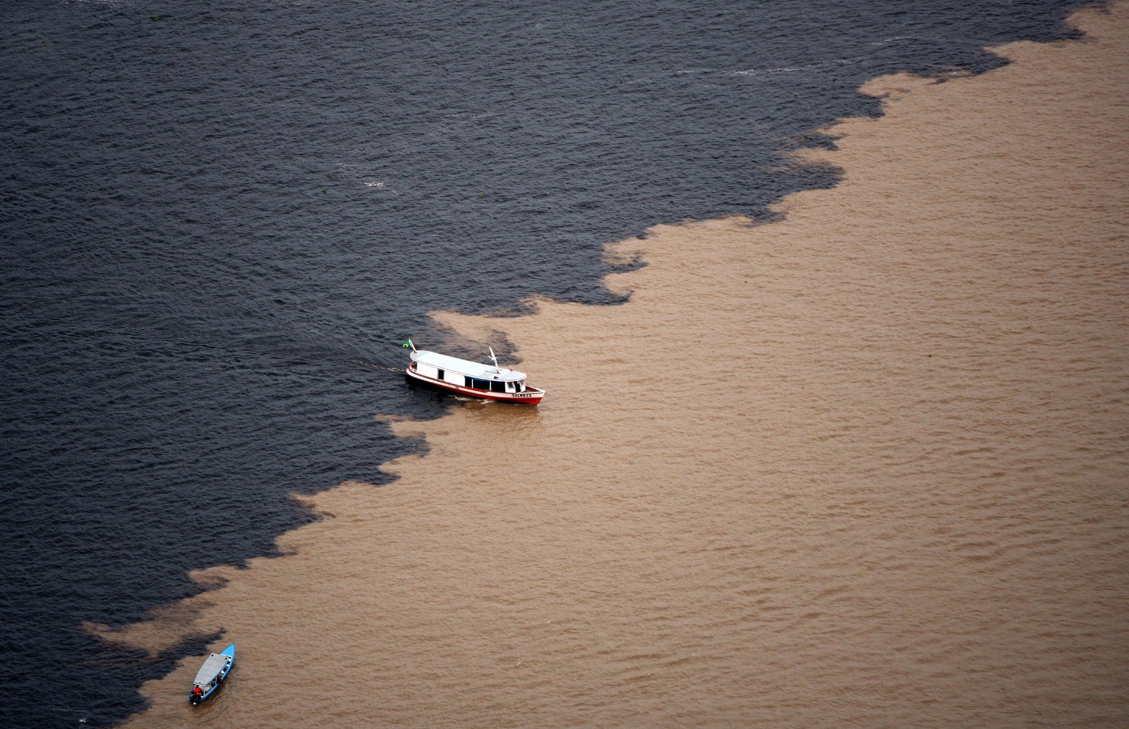 Cartão-postal de Manaus requer proteção: SOS Encontro das Águas