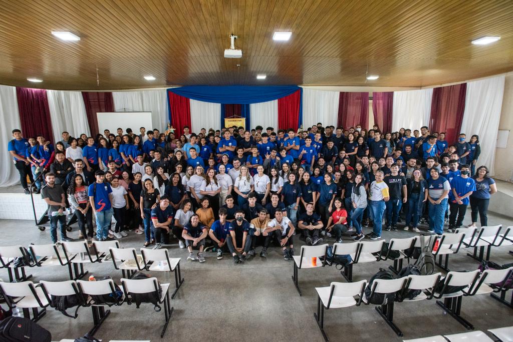 ‘Líderes que Inspiram’ encerra atividades do ano com juventude atendida pela Associação ‘O Pequeno Nazareno’