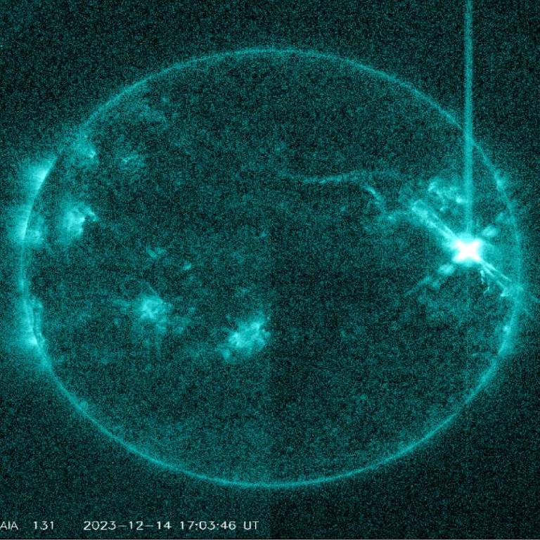 Explosão solar de maior intensidade em 6 anos provoca apagão em rádios norte-americanos