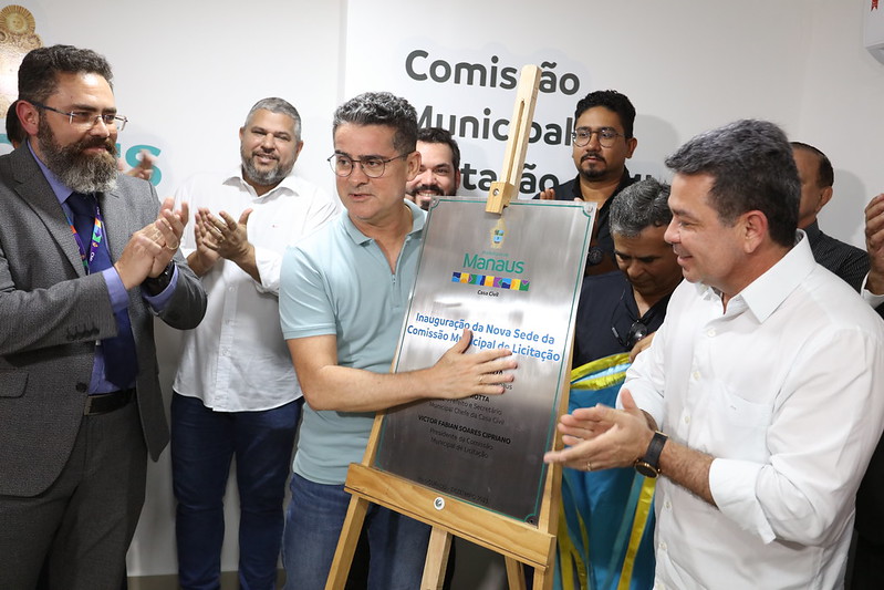 Prefeito de Manaus inaugura nova sede da Comissão Municipal de Licitação