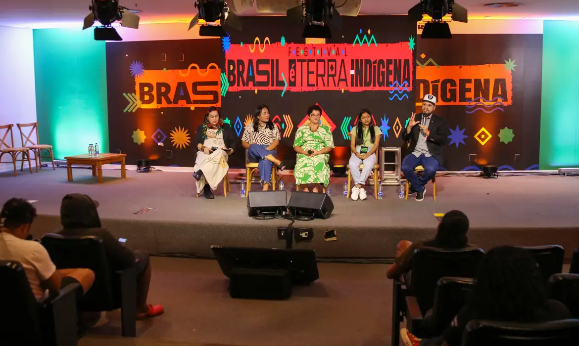 Festival Brasil é Terra Indígena sedia série de debates sobre preservação das florestas