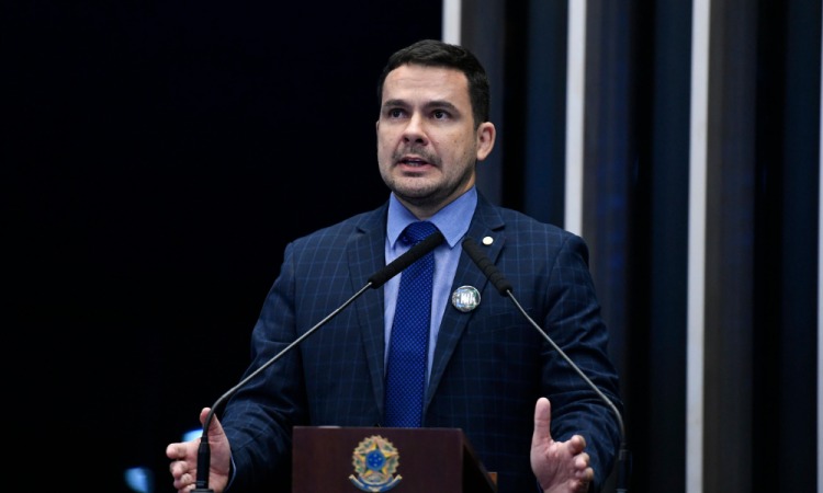 Lei de Alberto Neto que prorroga benefícios à ZFM até 2074 é sancionada