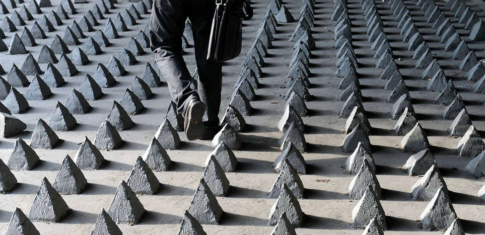 Governo regulamenta vedação de arquitetura hostil em espaço público