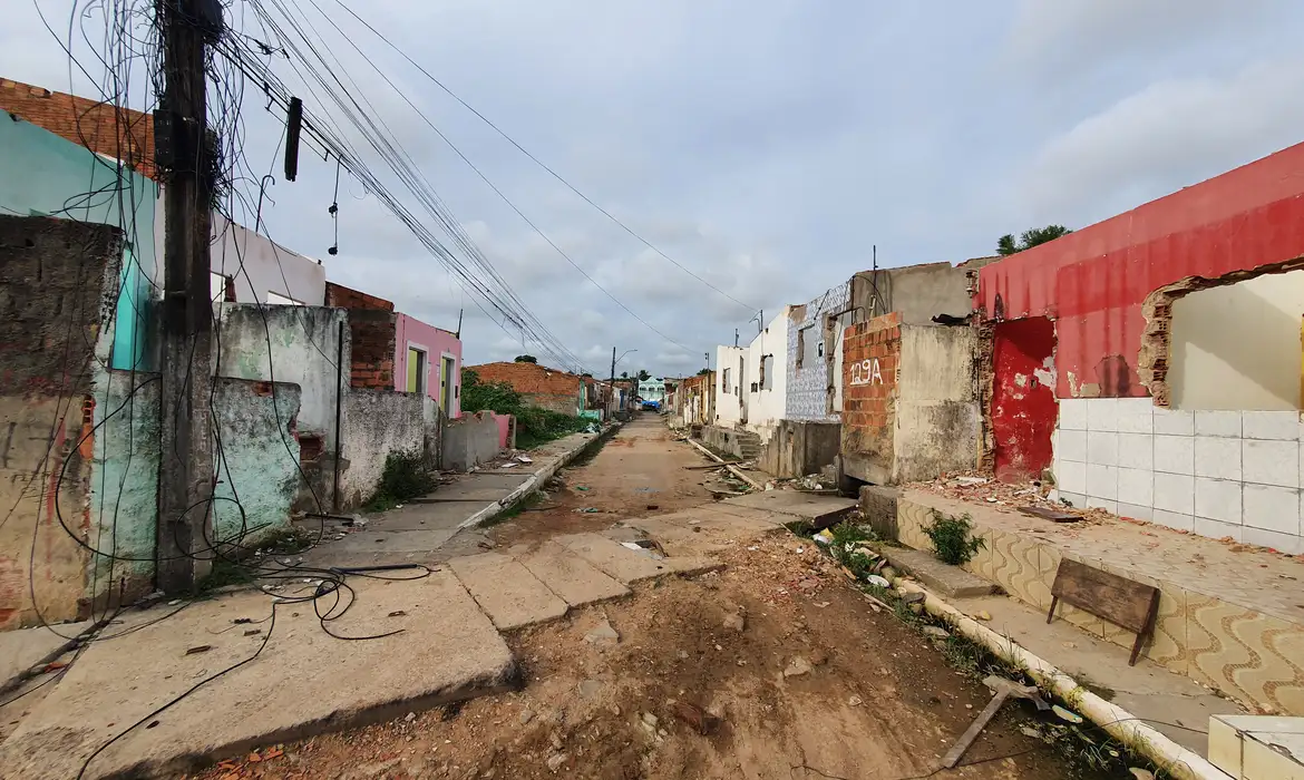 O tremor se deu no bairro Mutange (Ufal)