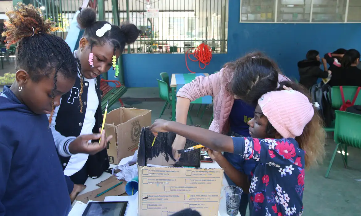 Desigualdade de acesso aos direitos humanos acontece desde nascimento