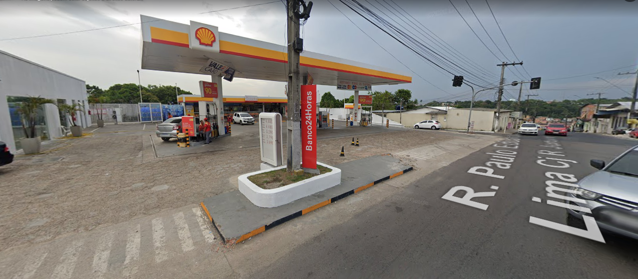 Atiradores abrem fogo em posto de combustível e deixam quatro feridos em Manaus