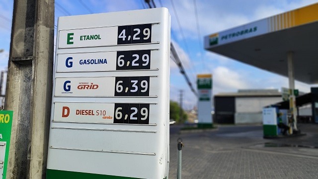 Sindicombustíveis culpa ‘livre mercado’ por aumento em R$ 1 da gasolina no Amazonas