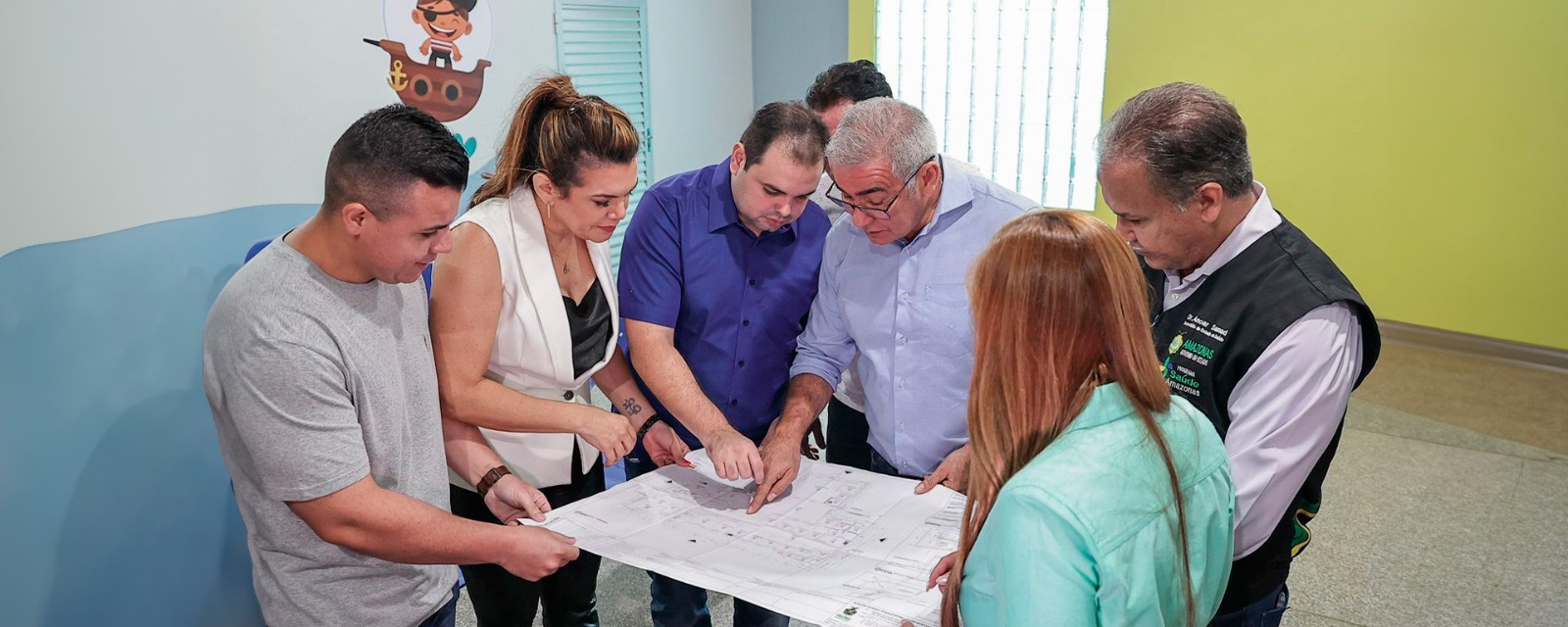 Governador em exercício, Roberto Cidade visita obra e reforça compromisso em ampliar saúde