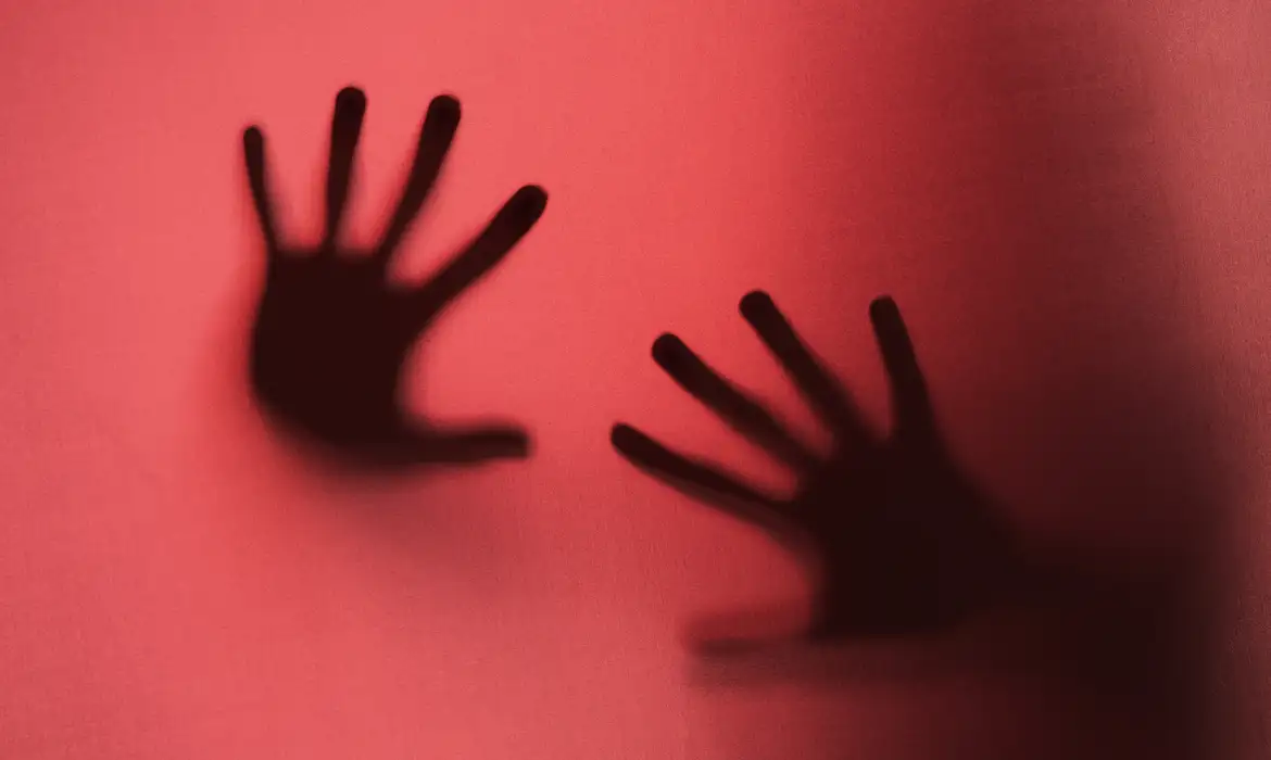 Penas mais rigorosas para crimes contra crianças e adolescentes