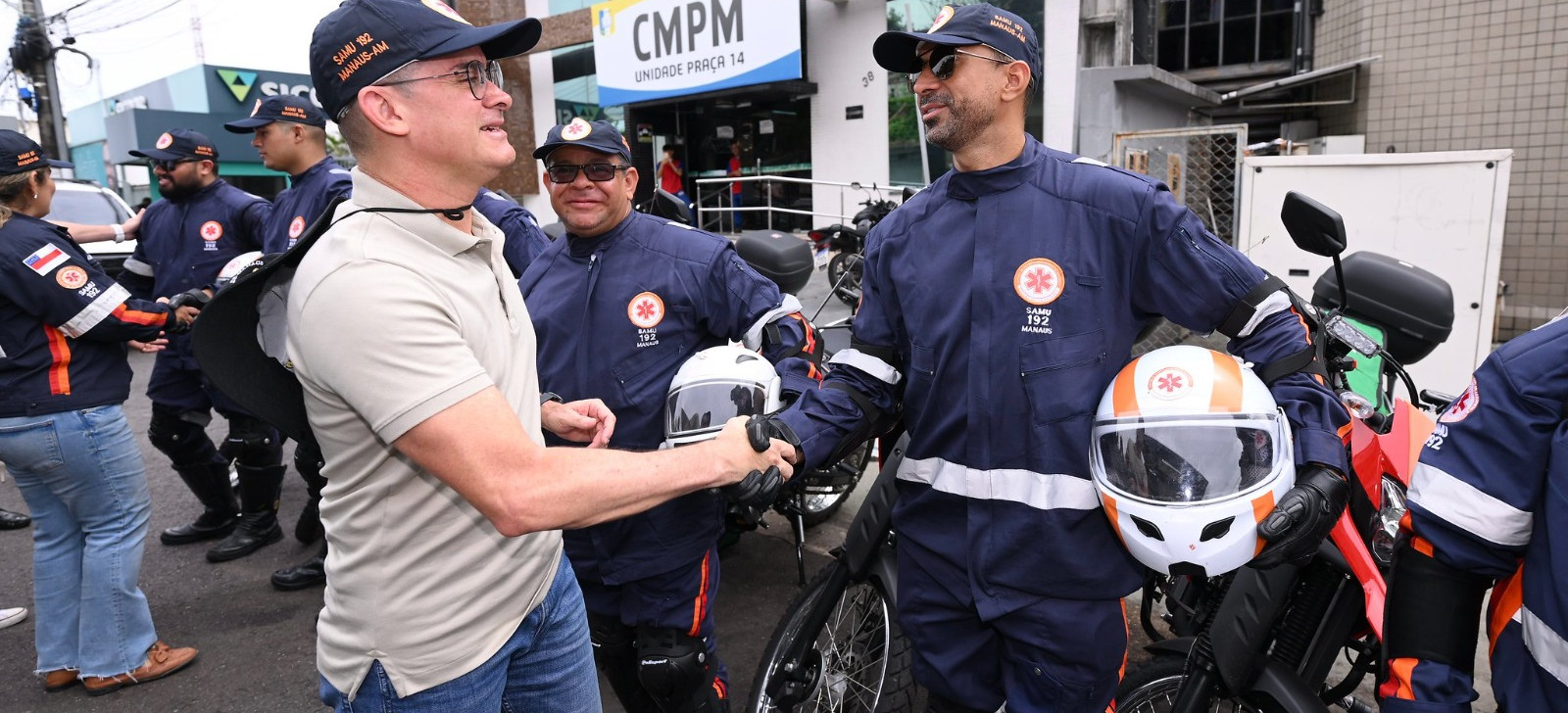 Prefeitura de Manaus aumenta frota do Samu e entrega 16 motolâncias para pré-atendimentos