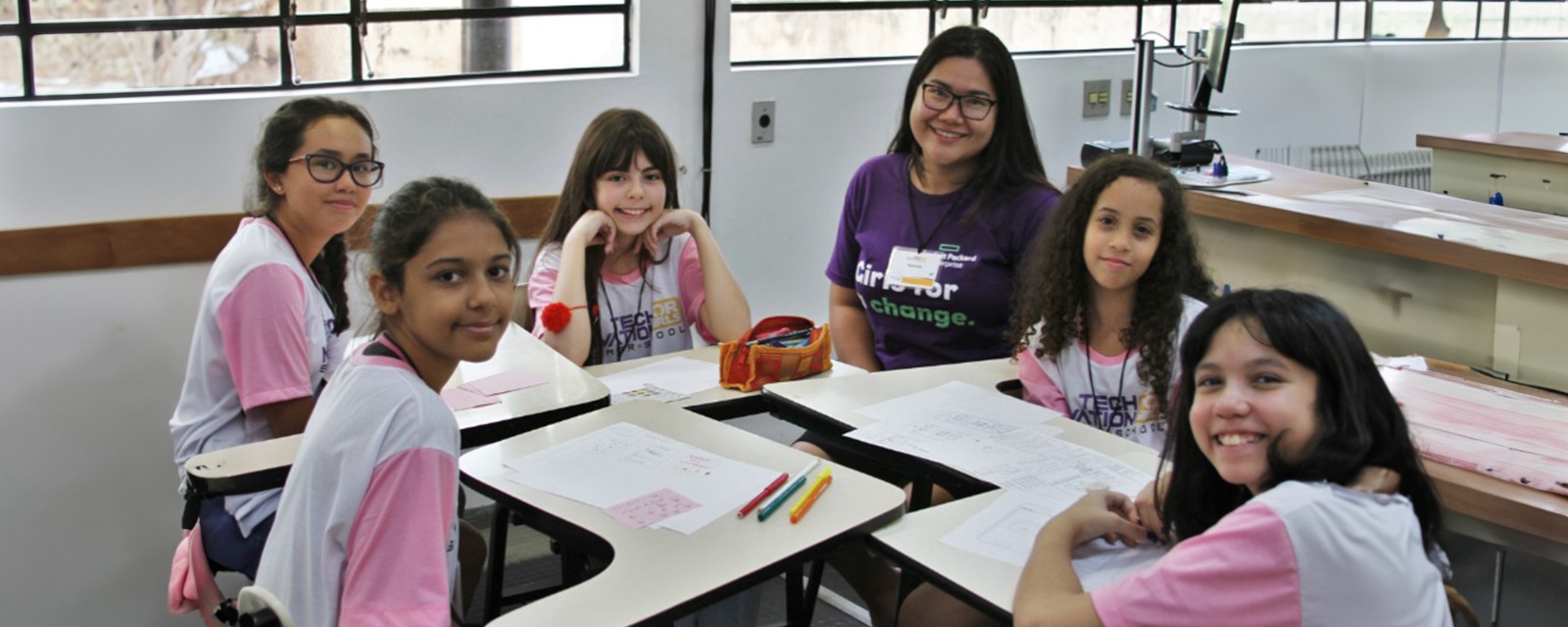 Curso da USP vai ensinar garotas de 8 a 18 anos a criar aplicativos