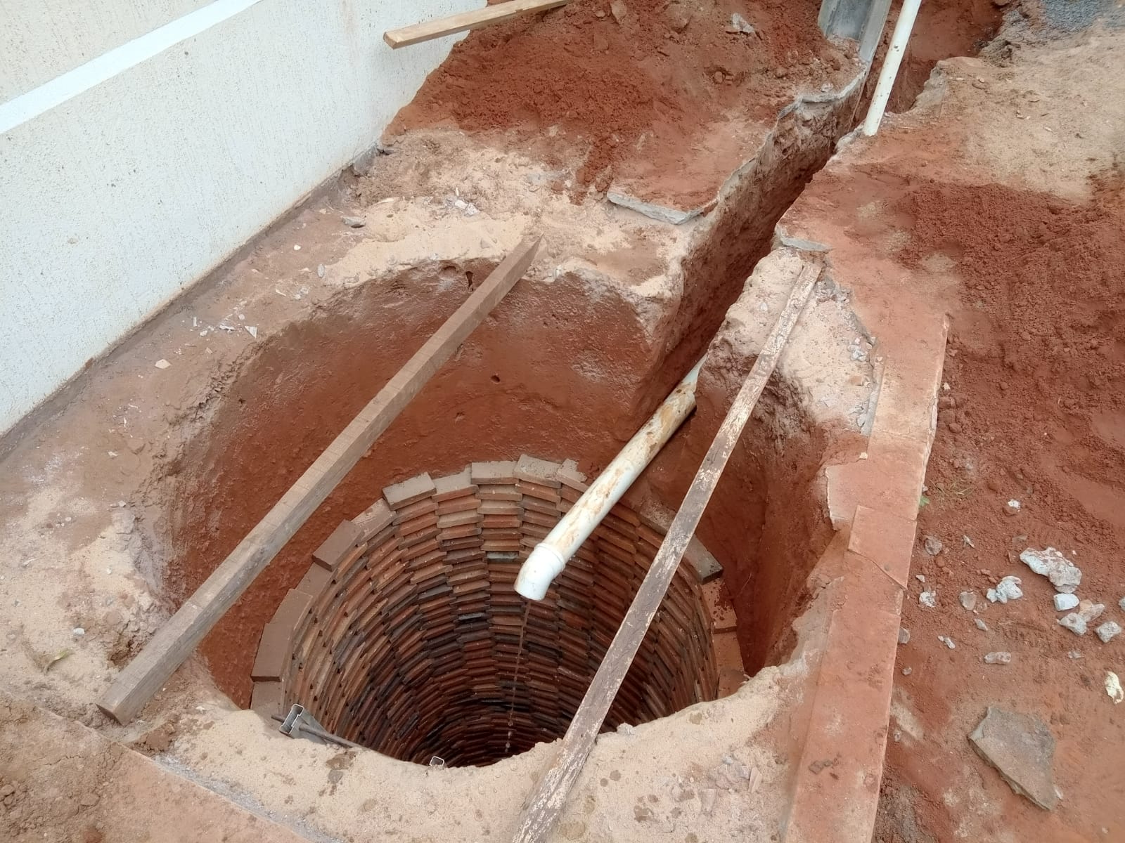 IBGE: 41% das casas em Mato Grosso usam fossa como esgoto