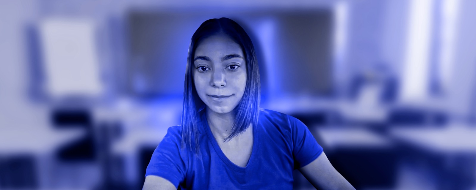 Aprovada em concurso em Mato Grosso, professora com TEA luta para exercer profissão