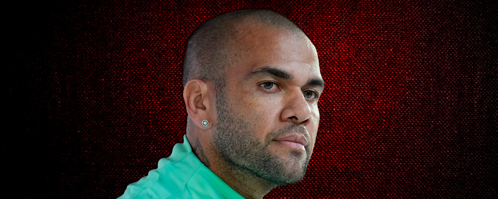 Justiça da Espanha condena Daniel Alves a 4 anos de prisão por estupro